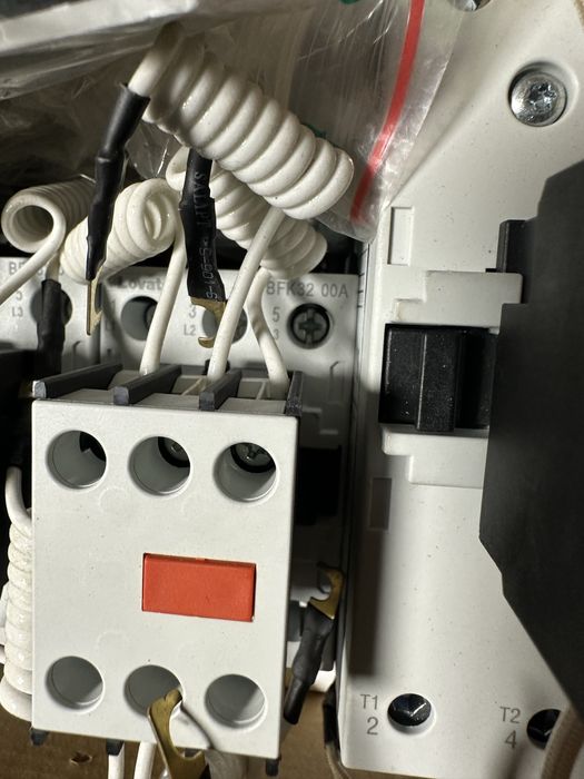 Styczniki do baterii kondensatorow BFK