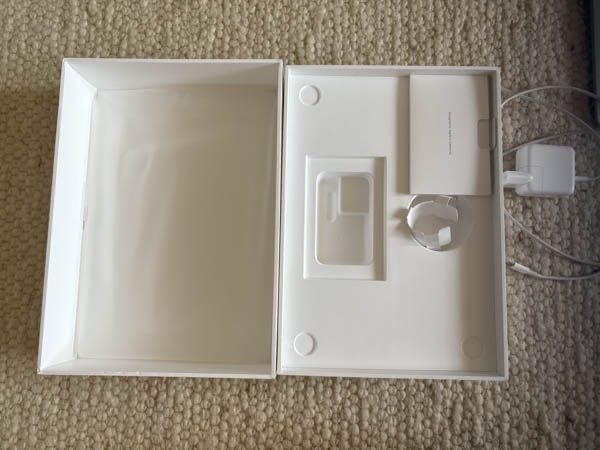 MacBook Air M1  8GB 256