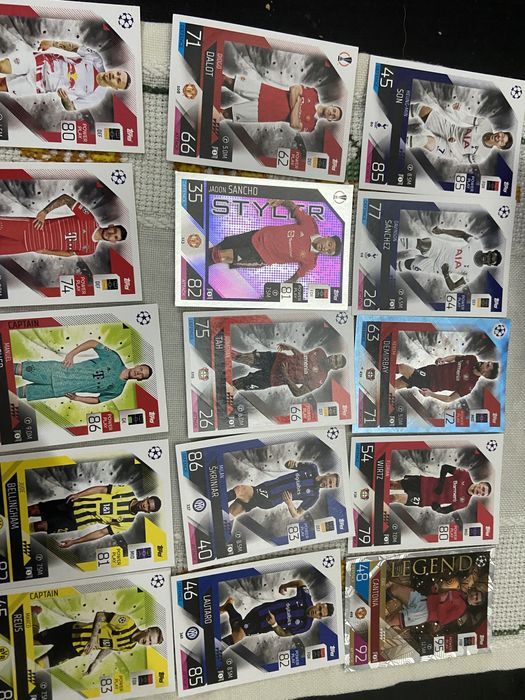 Caderneta vazia da Match attax e cromos