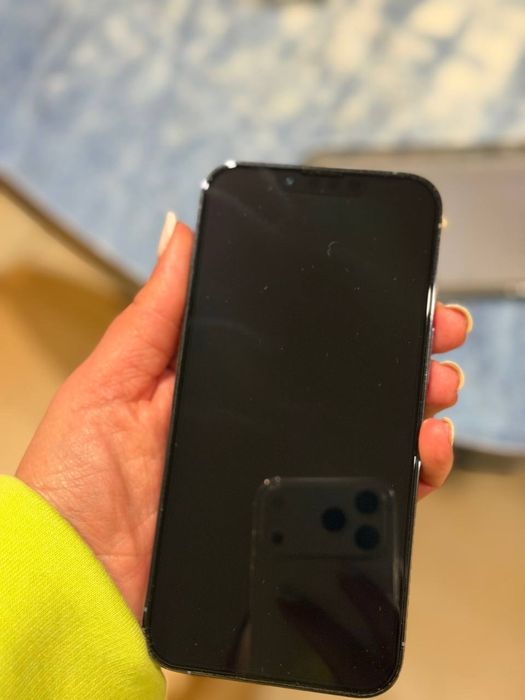 Айфон 13 pro продам