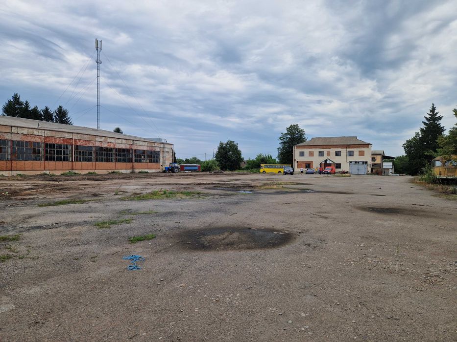 Виробниче приміщення, склад