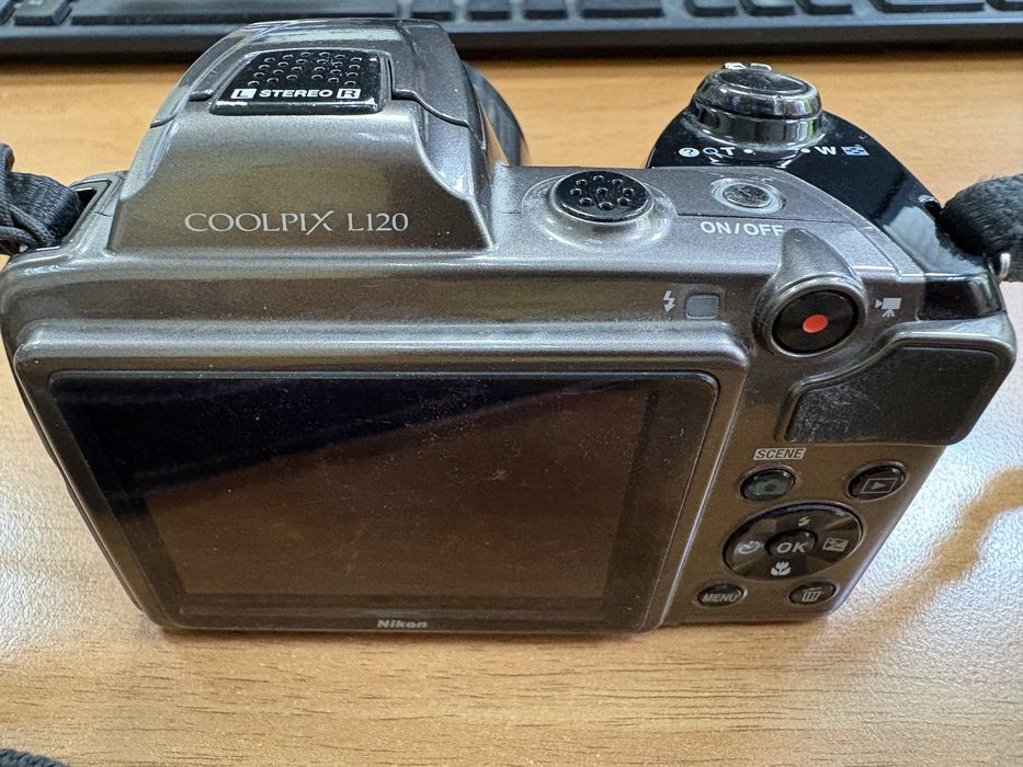 фотоапарат Nikon Coolpix L120