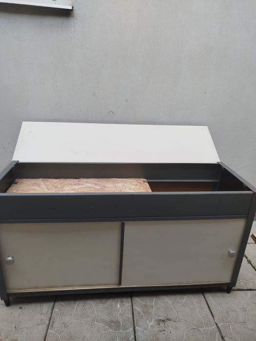 Тумба металева для взуття, або на балкон