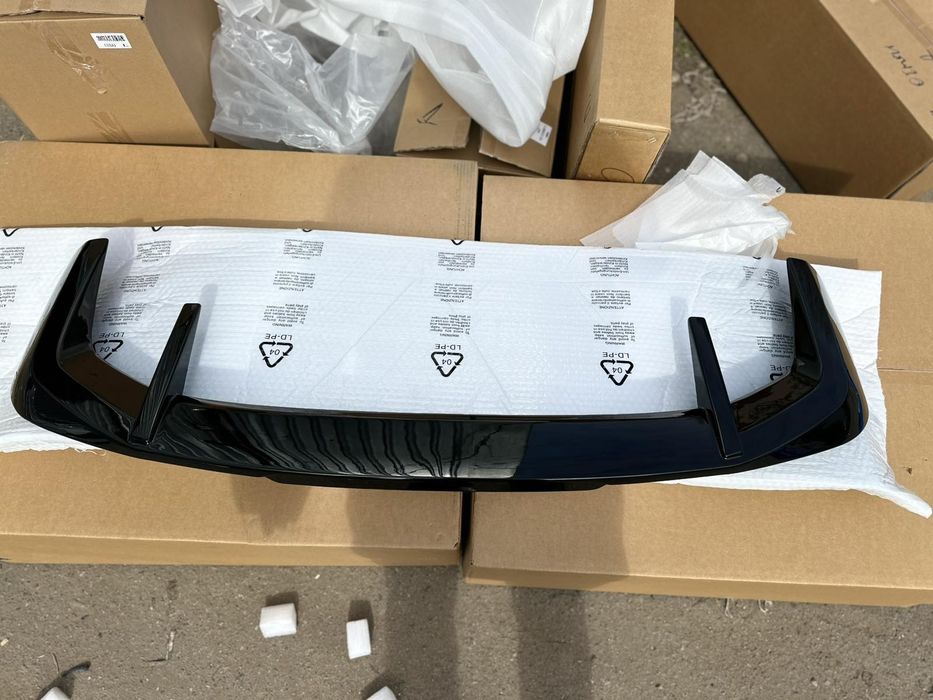 Спойлер крышки багажника BMW G05 X5 спойлер на крышку багажника х5 ж05