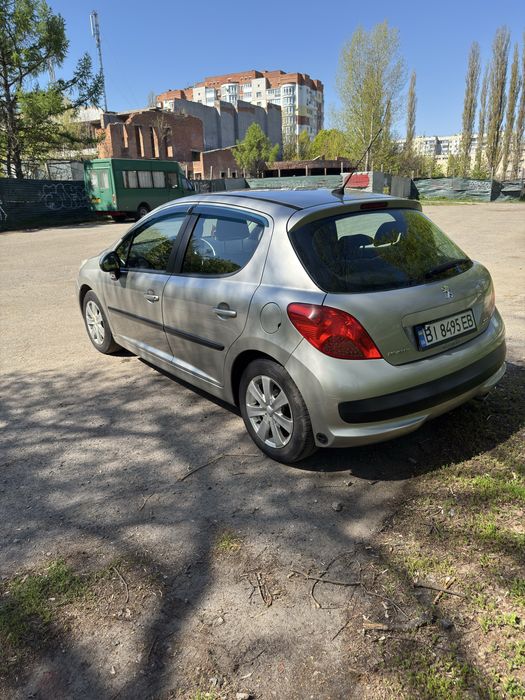 Peugeot 207 2006 газ/бензин