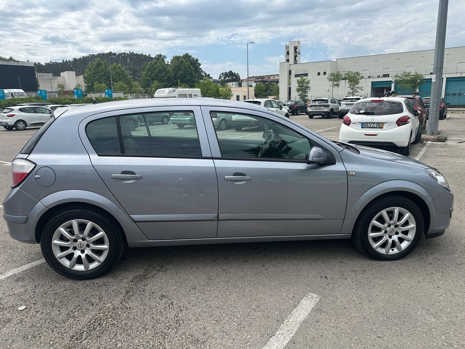 Opel Astra H 1.3 CDTI 90 cv — 2005 — photo 5