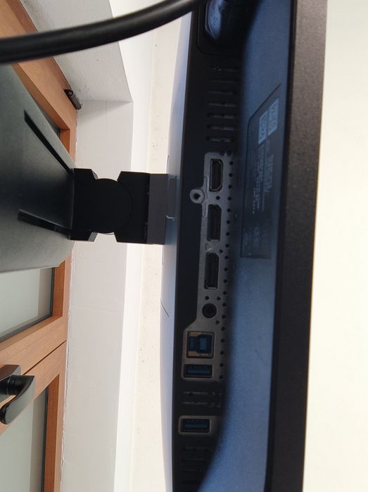 Dell UltraSharp U2419H 23.8" LED IPS FullHD