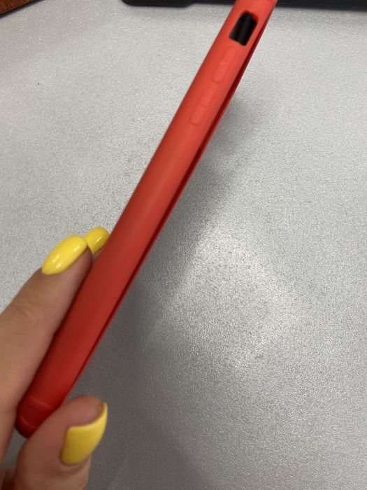 2 Чехла на Iphone 11
