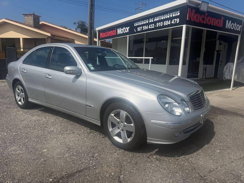 Mercedes-Benz E 220 CDI Auto Avantgarde