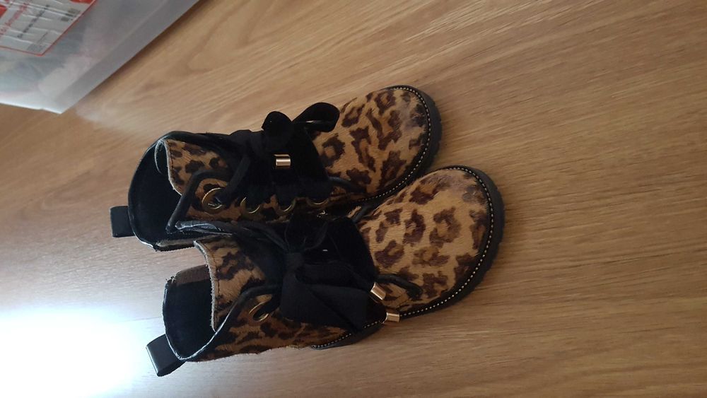 Tenis botas animal print gioseppo,sandálias,botas dr.Martens