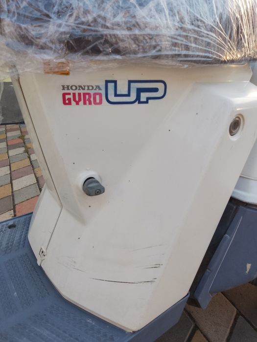 Мопед, скутер,Honda Guro UP