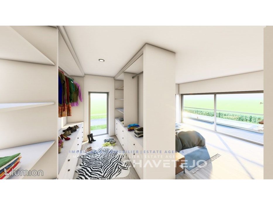 Terreno com projeto aprovado e licença de construção.