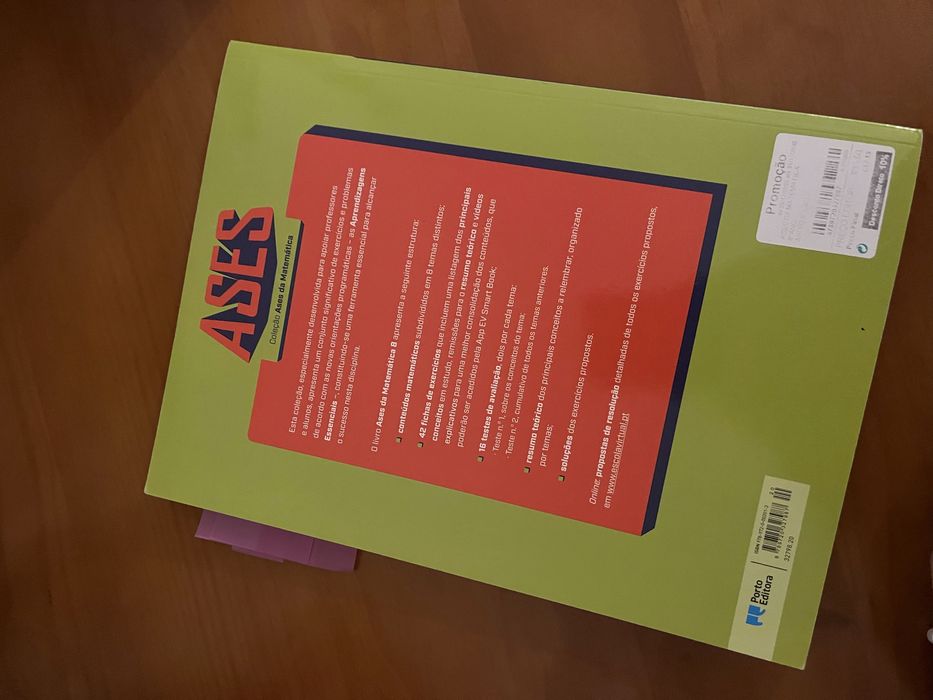 Manual com vários exercicíos Matemática / 8 ano