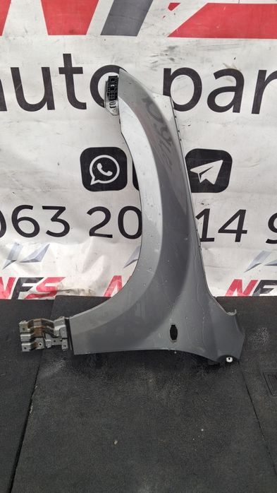 Переднє ліве крило Suzuki Grand Vitara