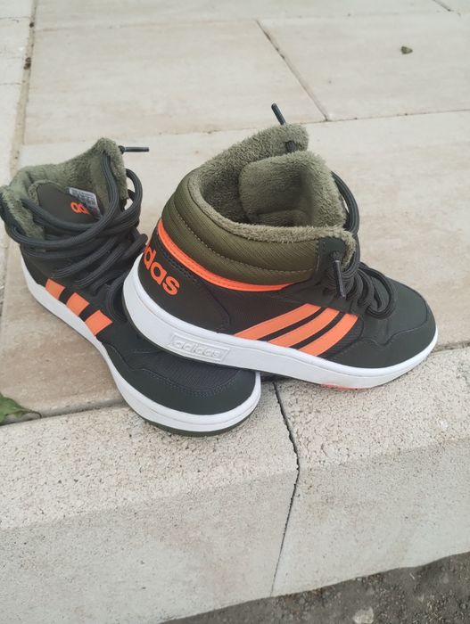 Sprzedam buty firmy adidas roz 37 i jedna trzecia