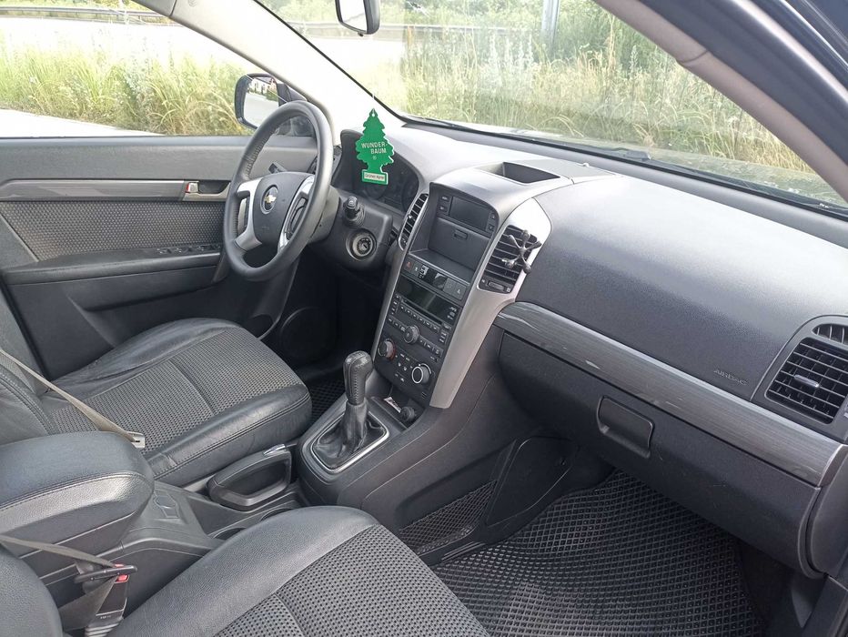 Шевроле Каптіва 2.4 mpi 7 місць