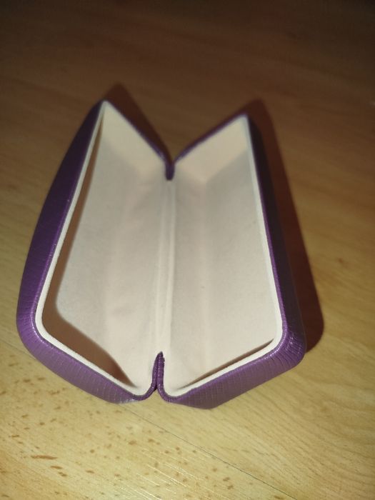 Etui na okulary Fioletowy