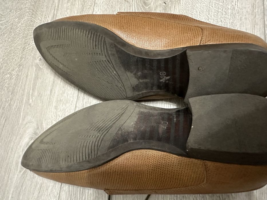 Продам туфлі