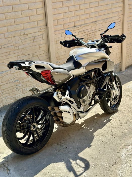 Mv agusta stradale 800 2018г.