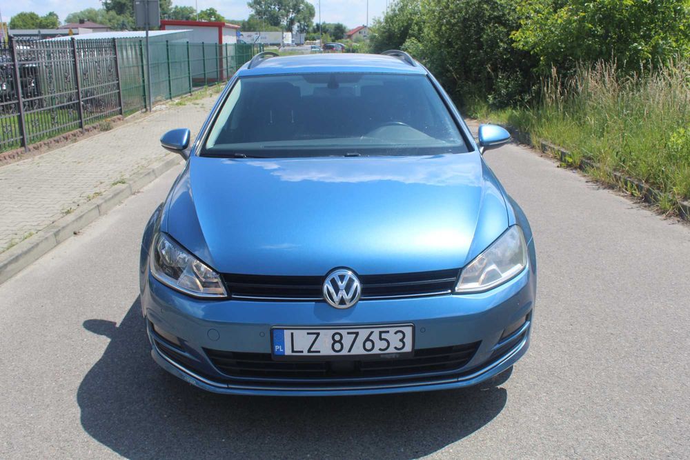 Volkswahen Golf bogata wersja Blumotion.Piekne auto w super stanie