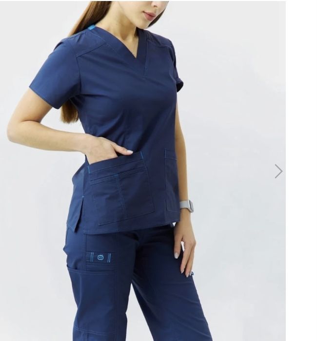 Медичний костюм жіночий