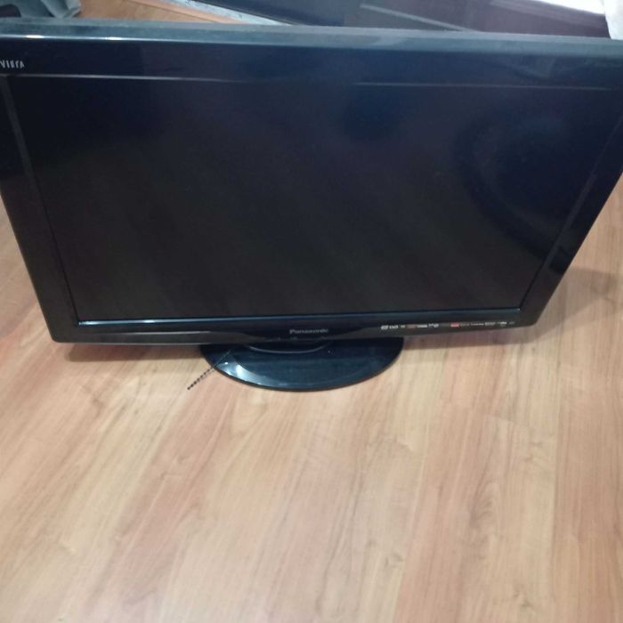 TV 32 polegadas Panasonic TX L32U10 E