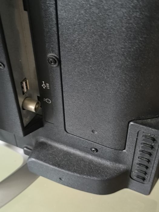 LCD TV Led  Saturn