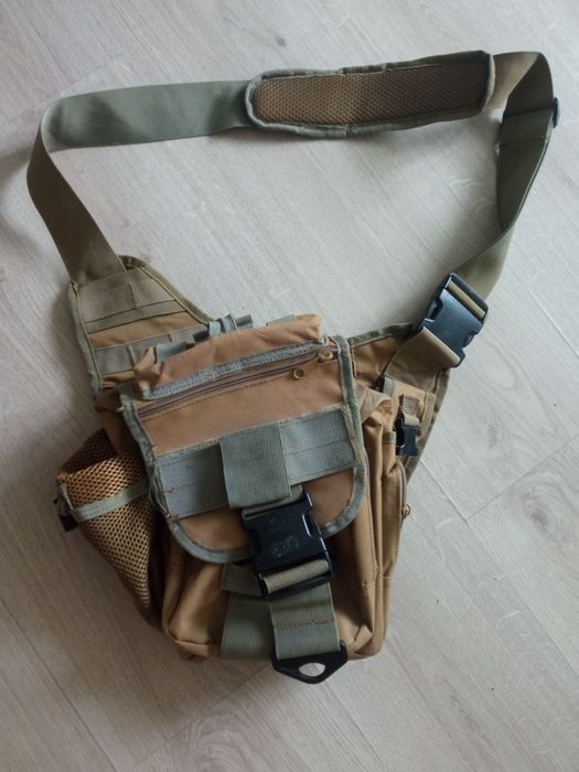 Сумка наплечная новая