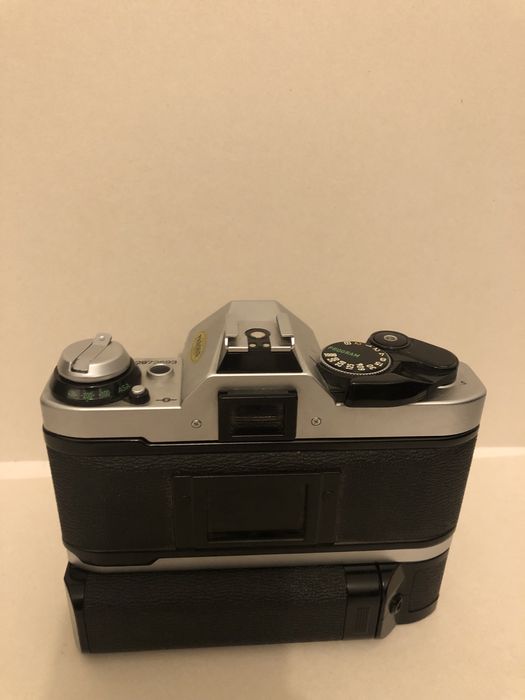 Canon AE-1 program com lente e power winder
