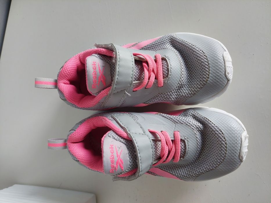 Adidasy  Reebok  dla dziewczynki  rozm 26 cm (16,5 cm )