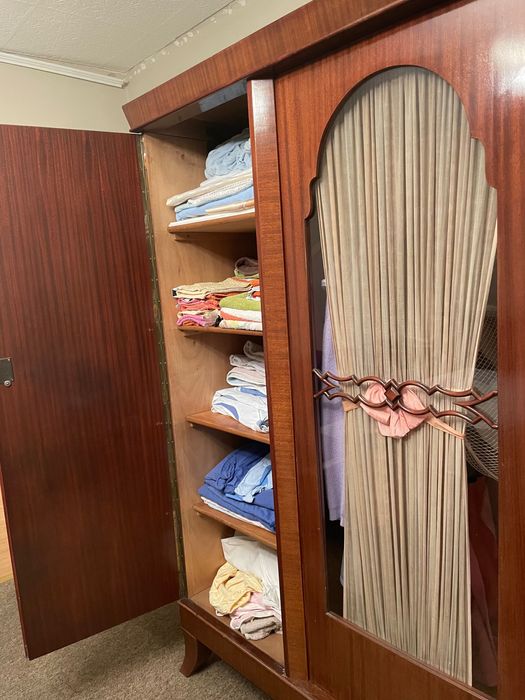 Oryginalna stara 100 letnia szafa garderobiana, zabytek, antyk