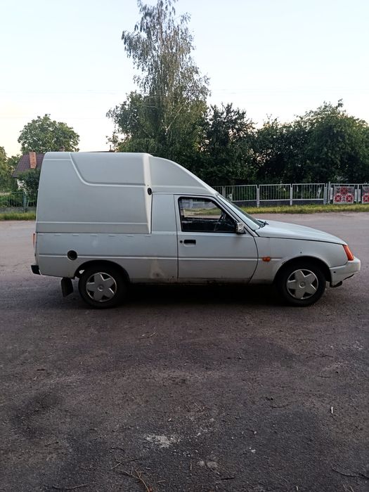 Продам автомобіль таврія