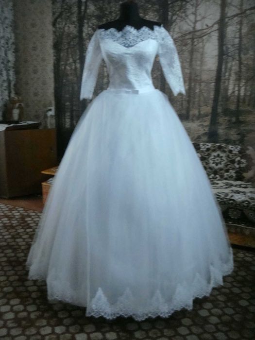 Новое свадебное платье 44-46р.
