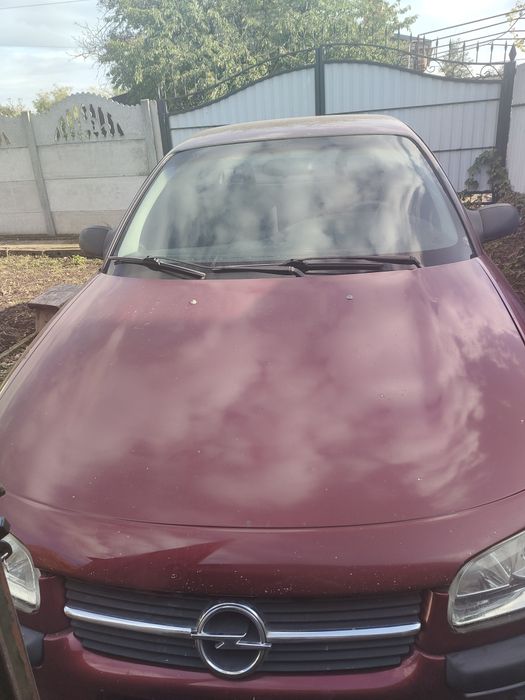 OPEL  omega  B 2.0 16 V