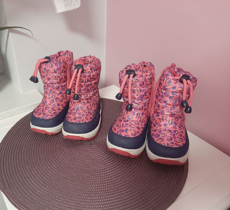 Śniegowce dla bliźniaczek