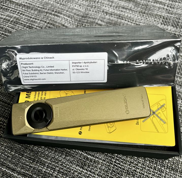Latarka Olight Arkfeld Ultra