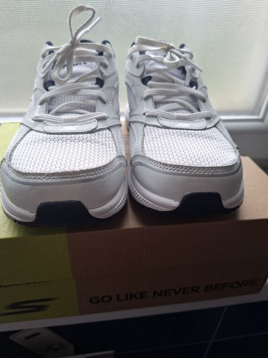 Фірмові кросівки Skechers 41 розмір