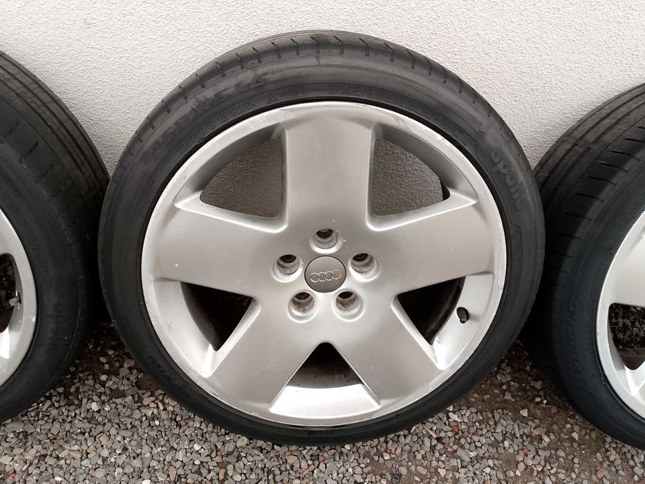 Felgi Audi Flat Five 18