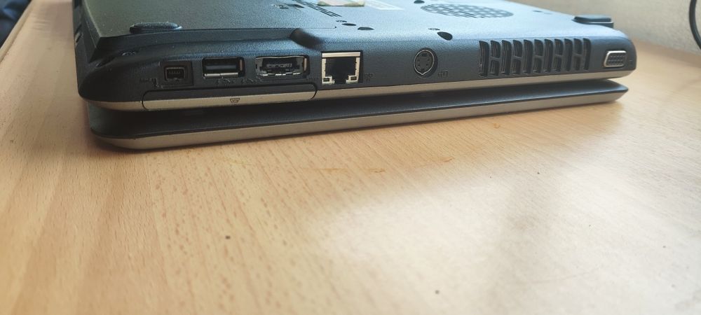 Portátil Toshiba A300