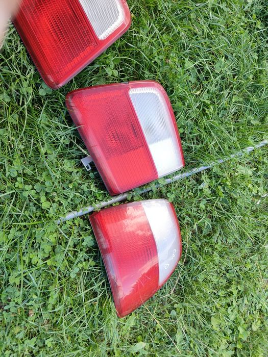 Lampy tył omega b dla sedan