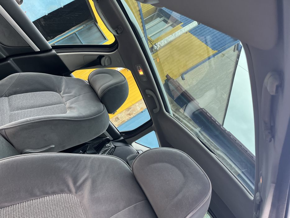 Продам хороше авто Peugeot