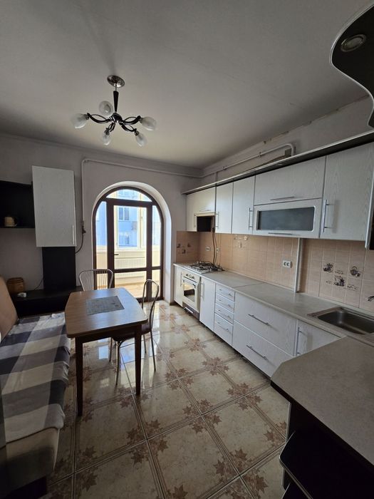 Оренда 2к  н/б вул. Коновальця/Чорновола