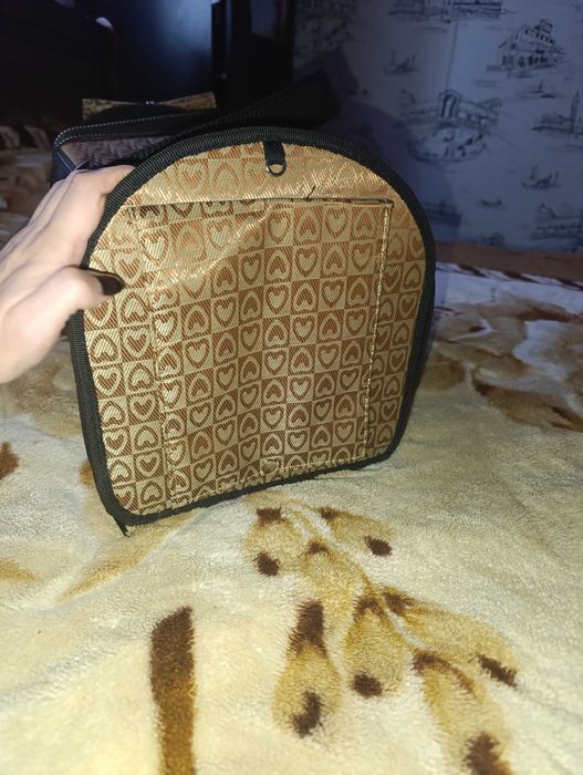 Переноска для тварин