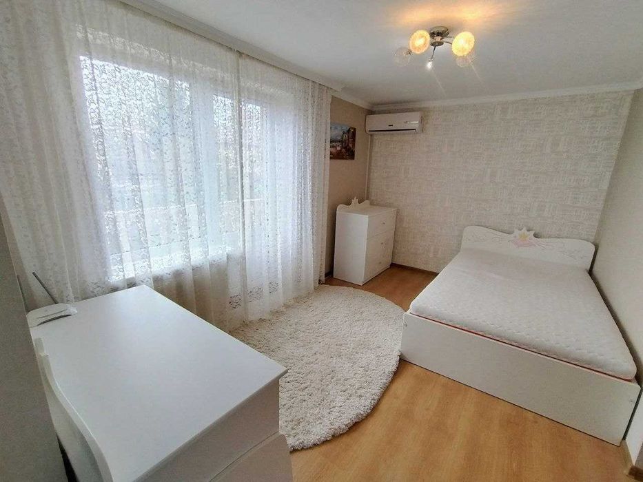 Комфортний будинок, Шевченківський район! Без комісії!