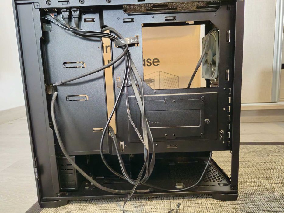 Fractal Design Pop Air Black TG Clear Tint