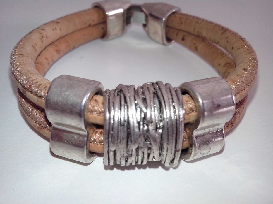 Pulseira de cortiça. Nova