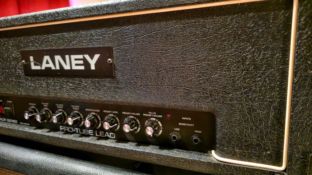 Laney Pro Tube AOR 100 Series – 100W Valvulado