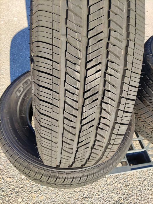 Pneus Bridgestone 255/70R18 113T M+S Dueler H/T 685