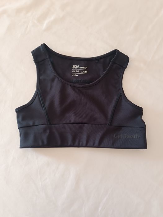 Top Preto Desportivo. Menina 7 a 8 Anos. Novo