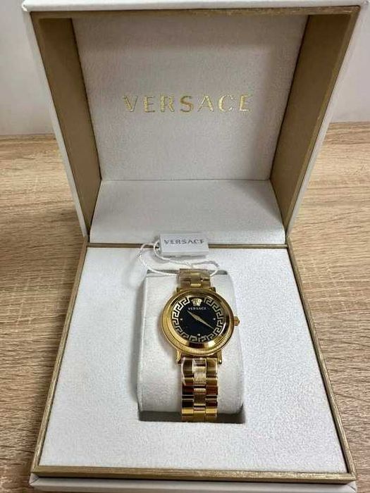 Zegarek Damski Versace VE7F00623 złoty